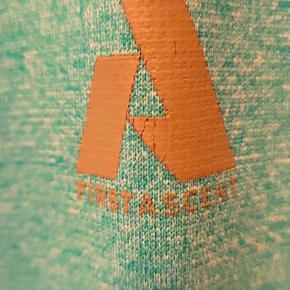 EDDIE BAUER WOMEN'S  FIRST ASCENT COLLECTION QUARTER NECK ZIP PULLOVER.....SMALL - Picture 7 of 12